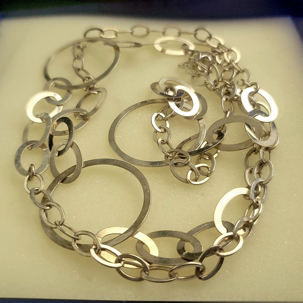 SHARON AMBER long silver necklace